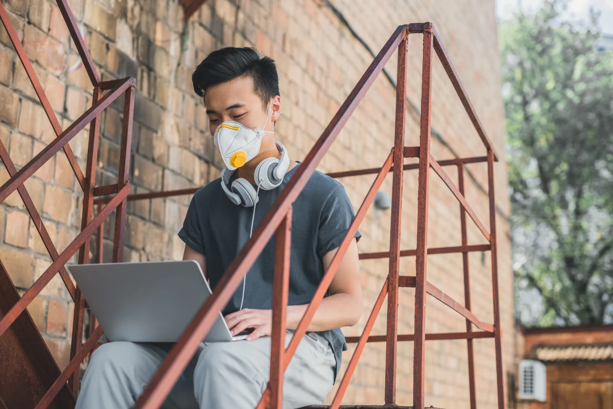 La pollution numérique : le défi juridique du 21e siècle